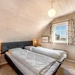 Slava - 250m From The Sea By Interhome 灵克宾